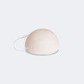 Éponge Konjac blanche en demi-sphère avec sa cordelette